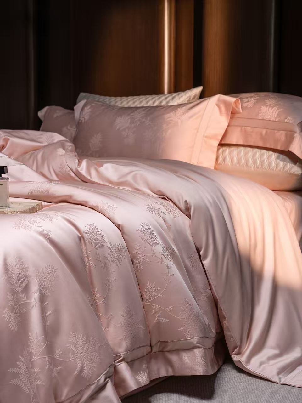 Set Sprei Jacquard Bunga Pink  - Luxury Home Textiles Usa ulasan dan harga
