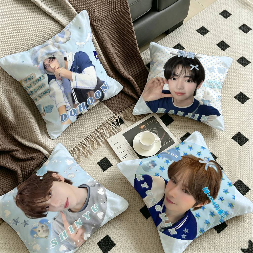 Sarung Bantal Kpop Group T-TWS - Home Textiles Group ulasan dan harga