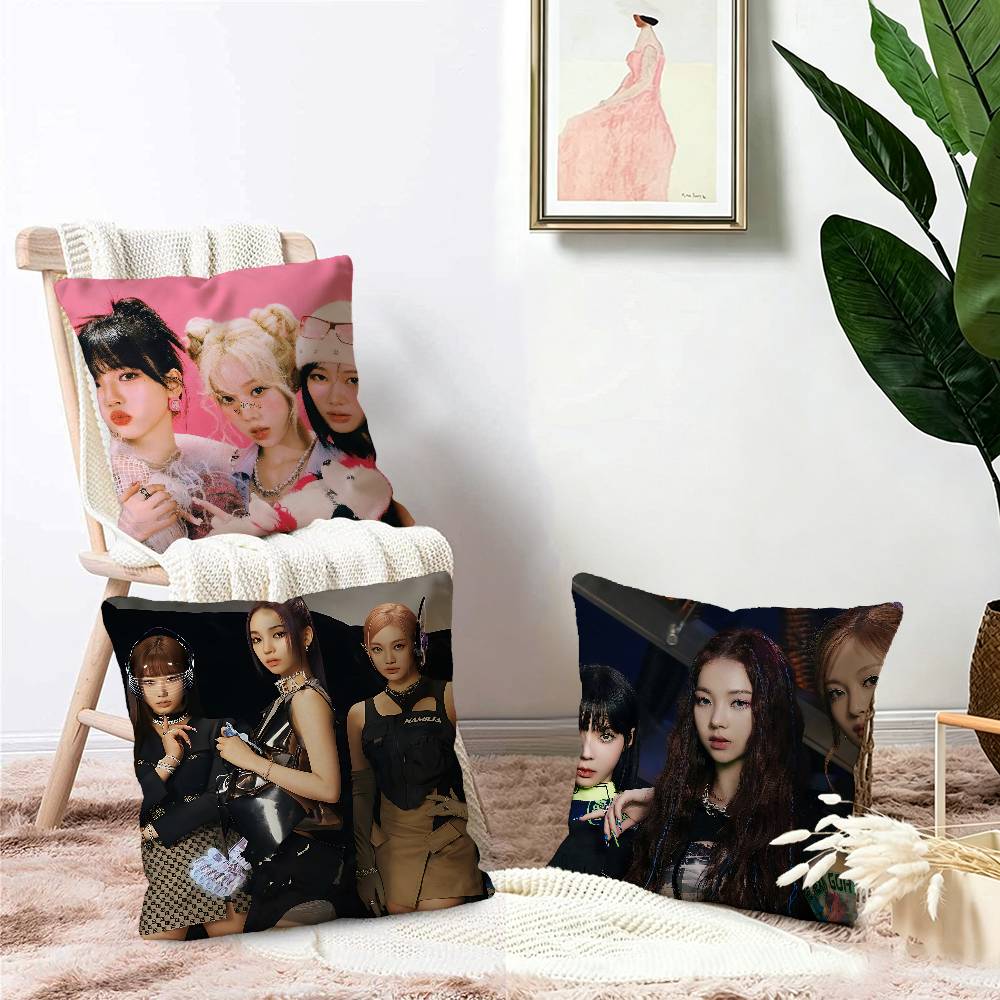 Sarung Bantal Kpop Group A-Aes - Home Textiles Group ulasan dan harga
