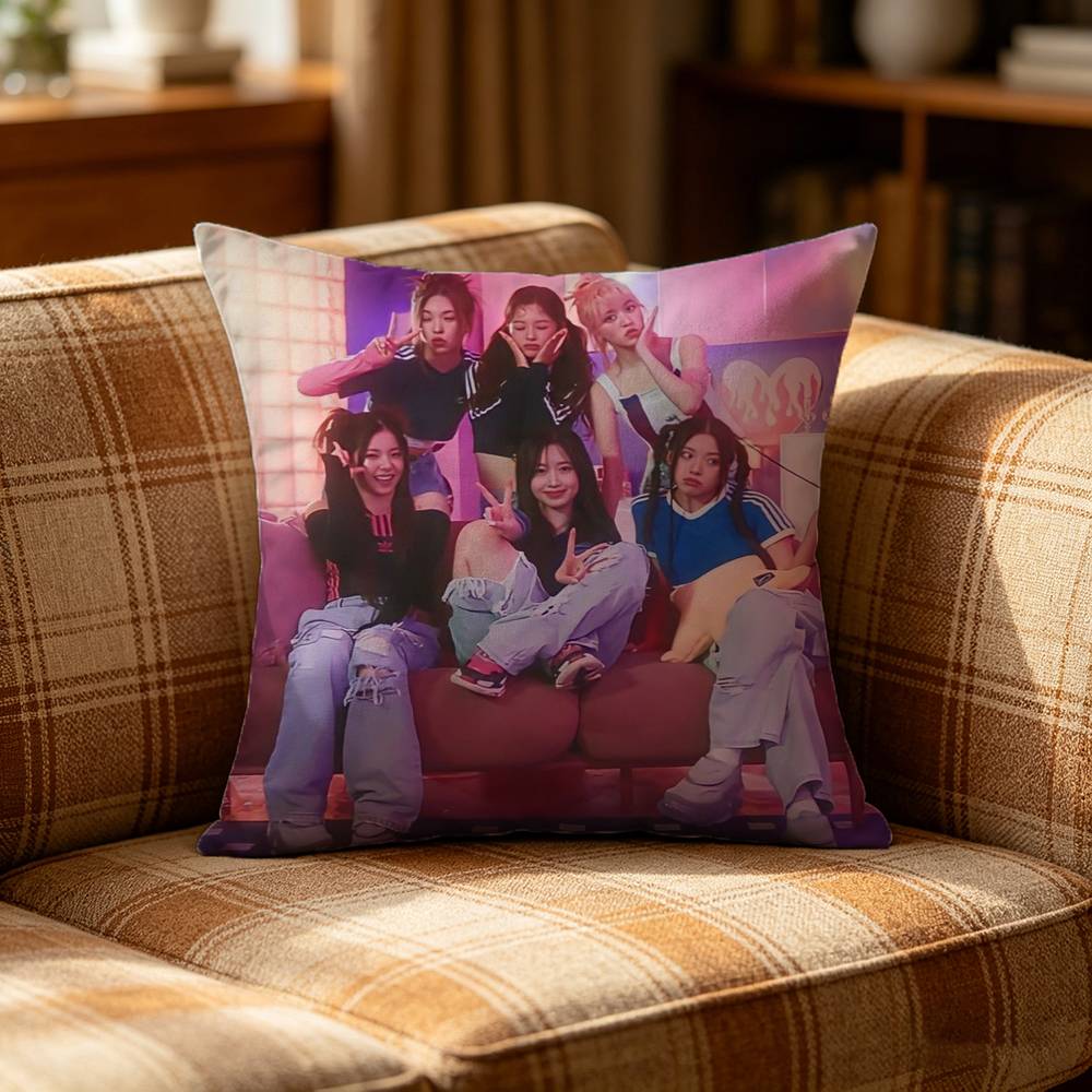 Sarung Bantal M-Music Group N- - Home Textiles Group ulasan dan harga